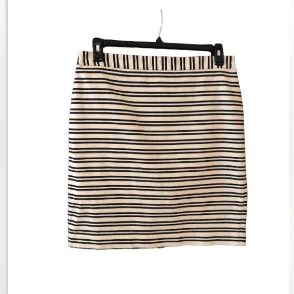 LOFT skirt, Classic cut and black and white stripe, 21”, Cotton, 12